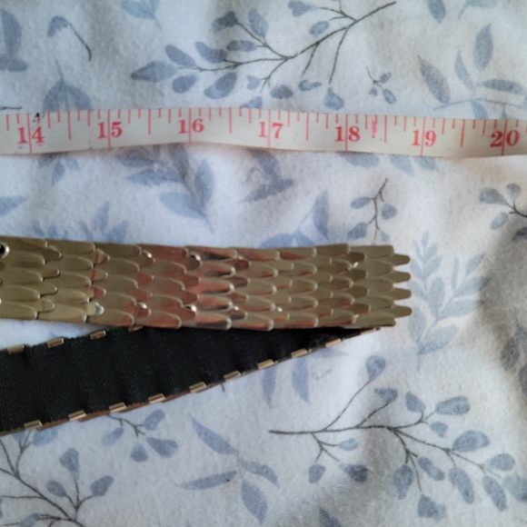 Vintage Glitter Belt That Sparkles - Picture 12 of 16